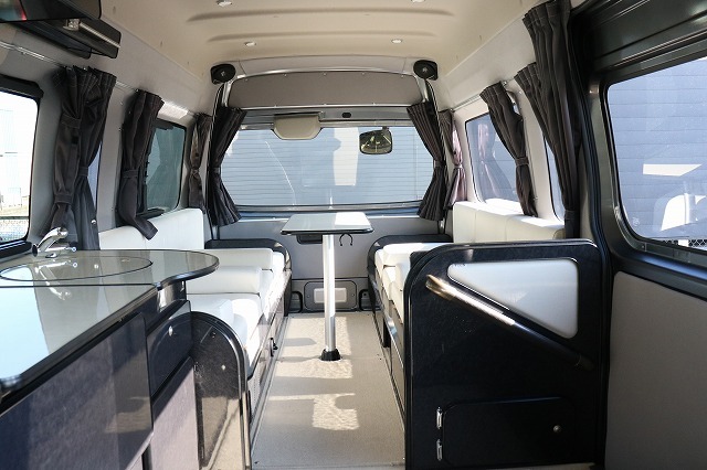 キャンピングカー バンコン NV350ｷｬﾗﾊﾞﾝ　FOCS ｼｴｽﾀ　4WD