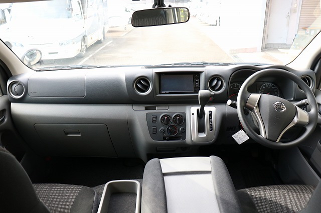 キャンピングカー バンコン NV350ｷｬﾗﾊﾞﾝ　FOCS ｼｴｽﾀ　4WD