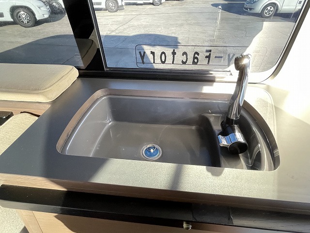 キャンピングカー バンコン ﾊｲｴｰｽ ﾄｲﾌｧｸﾄﾘｰ ﾄｲｽﾞﾎﾞｯｸｽ470