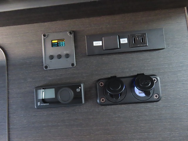 キャンピングカー バンコン ﾊｲｴｰｽ FOCS ｴｽﾊﾟｼｵes 4WD