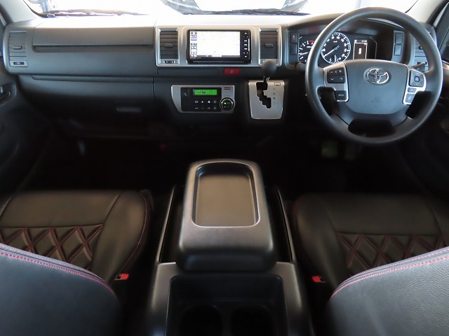 キャンピングカー バンコン ﾊｲｴｰｽ FOCS ｴｽﾊﾟｼｵes 4WD