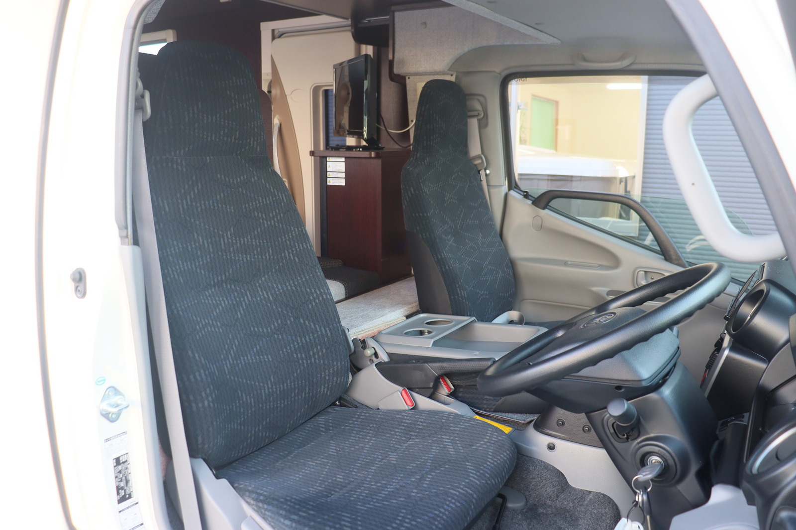 キャンピングカー キャブコン ｶﾑﾛｰﾄﾞﾅｯﾂRV ｸﾚｿﾝﾎﾞﾔｰｼﾞｭWｴﾎﾞﾗｲﾄ