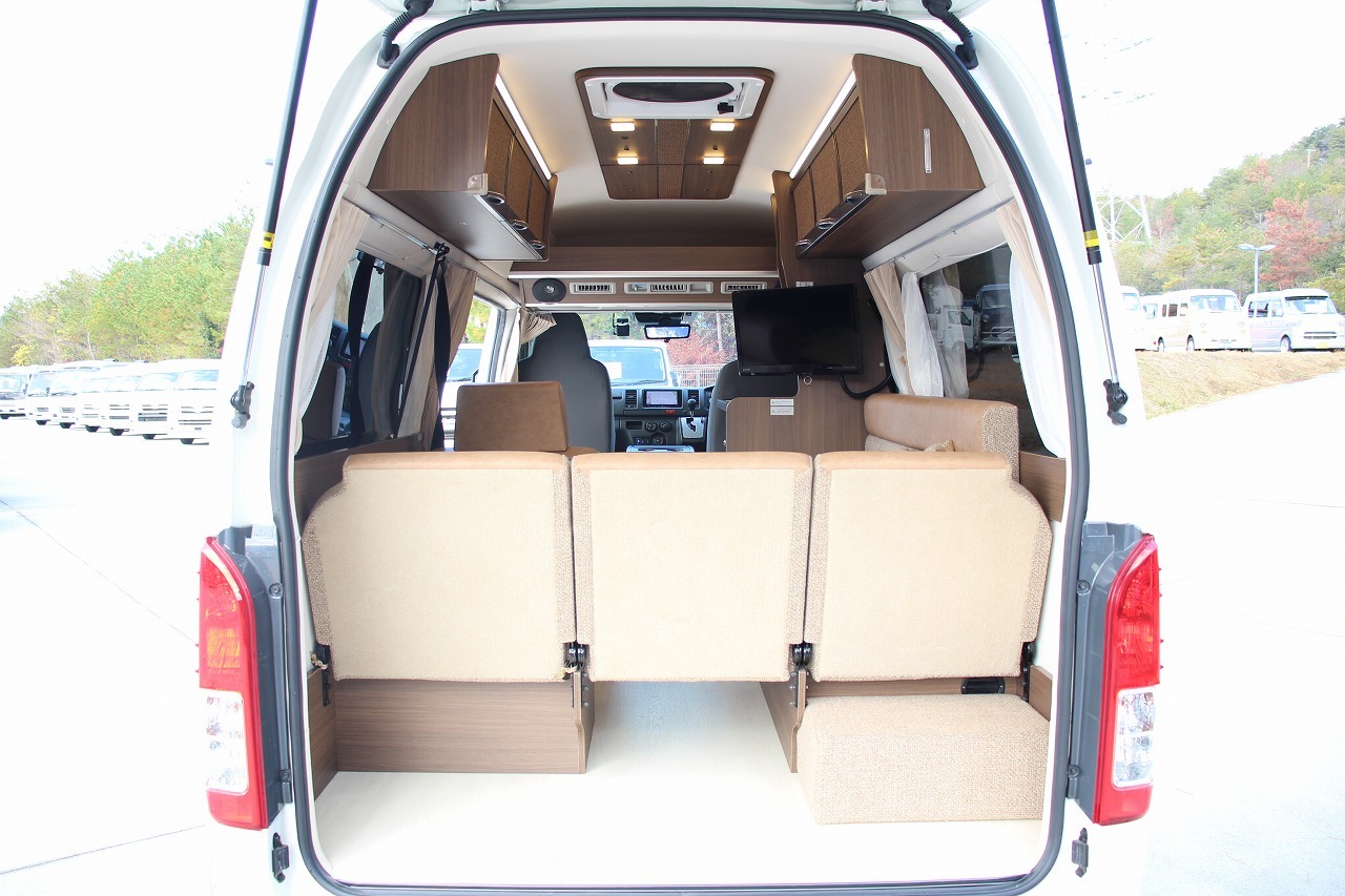 キャンピングカー バンコン ﾊｲｴｰｽ ﾚｸﾋﾞｨ ﾌﾟﾗｽLV+1