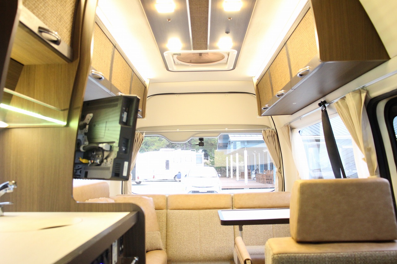 キャンピングカー バンコン ﾊｲｴｰｽ ﾚｸﾋﾞｨ ﾌﾟﾗｽLV+1