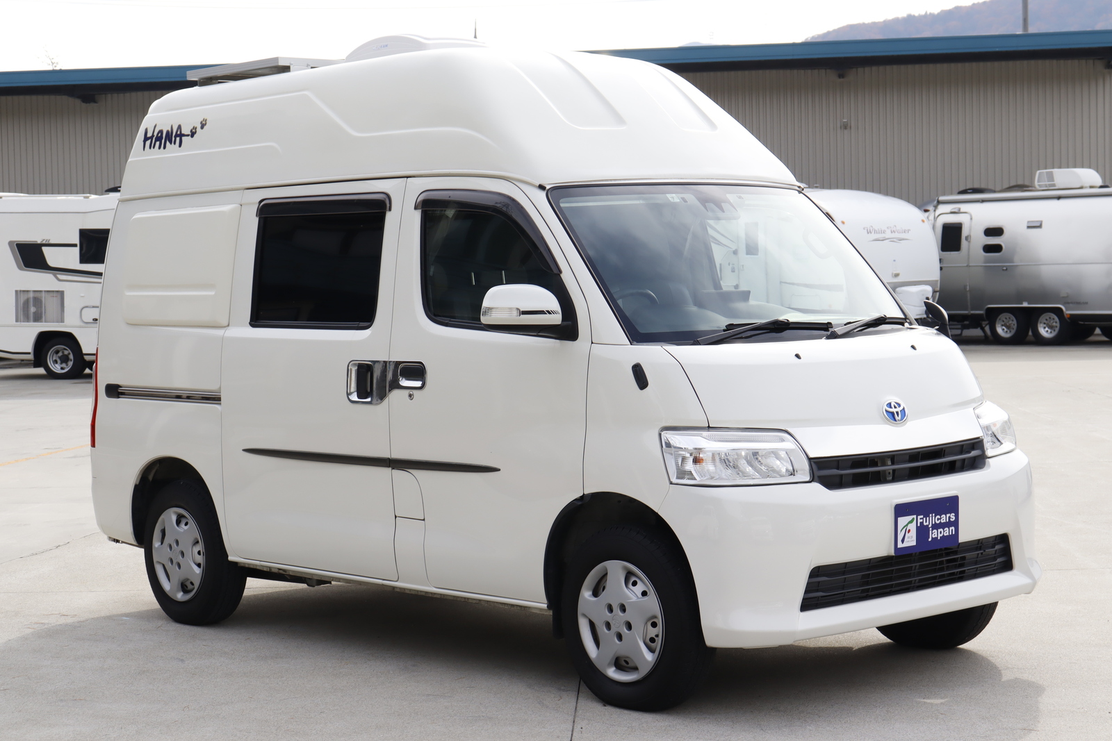 キャンピングカー バンコン ﾀｳﾝｴｰｽ ﾀｺｽ ﾊﾅ