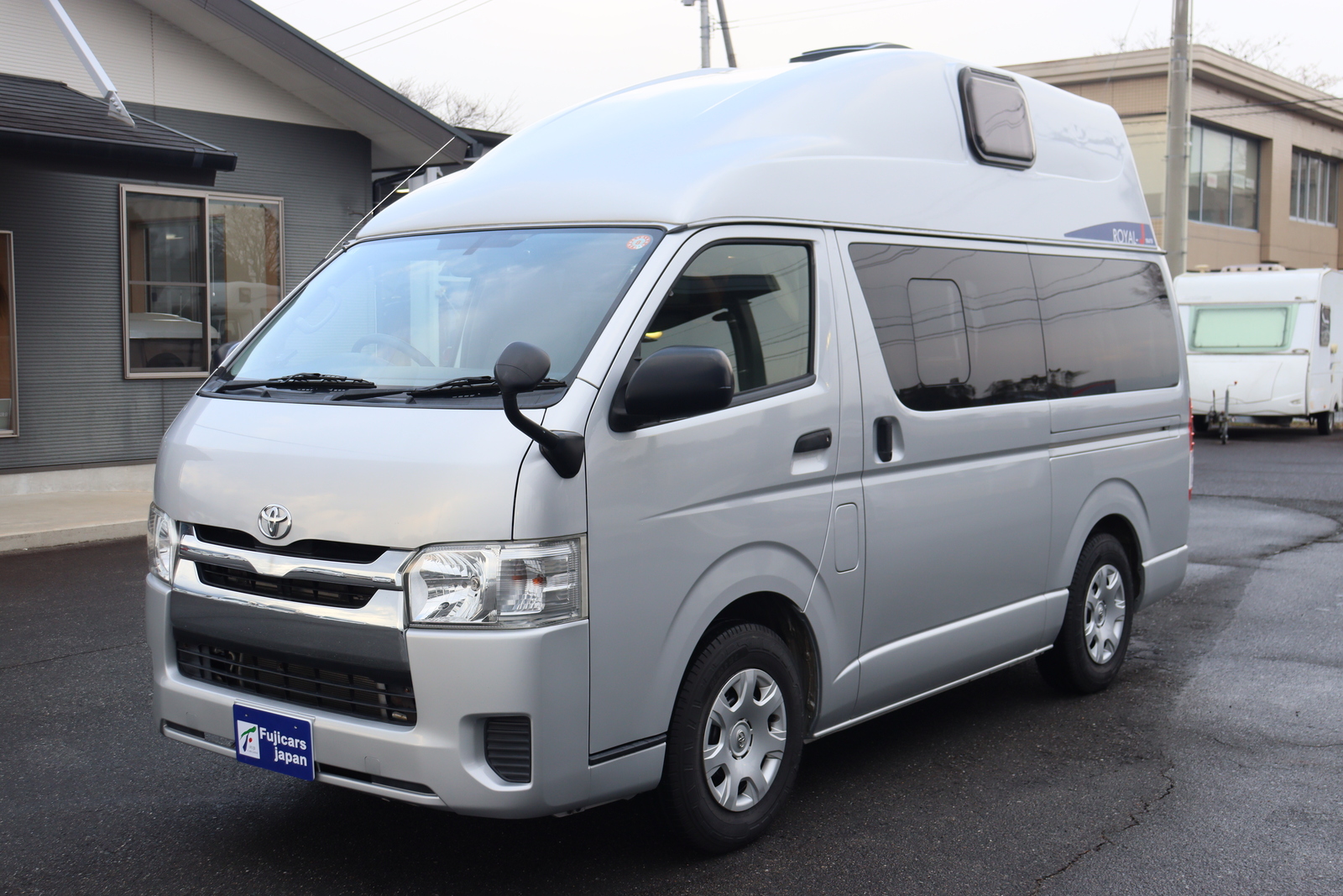 キャンピングカー バンコン ﾊｲｴｰｽ RVﾄﾗｽﾄ ﾛｲﾔﾙJ