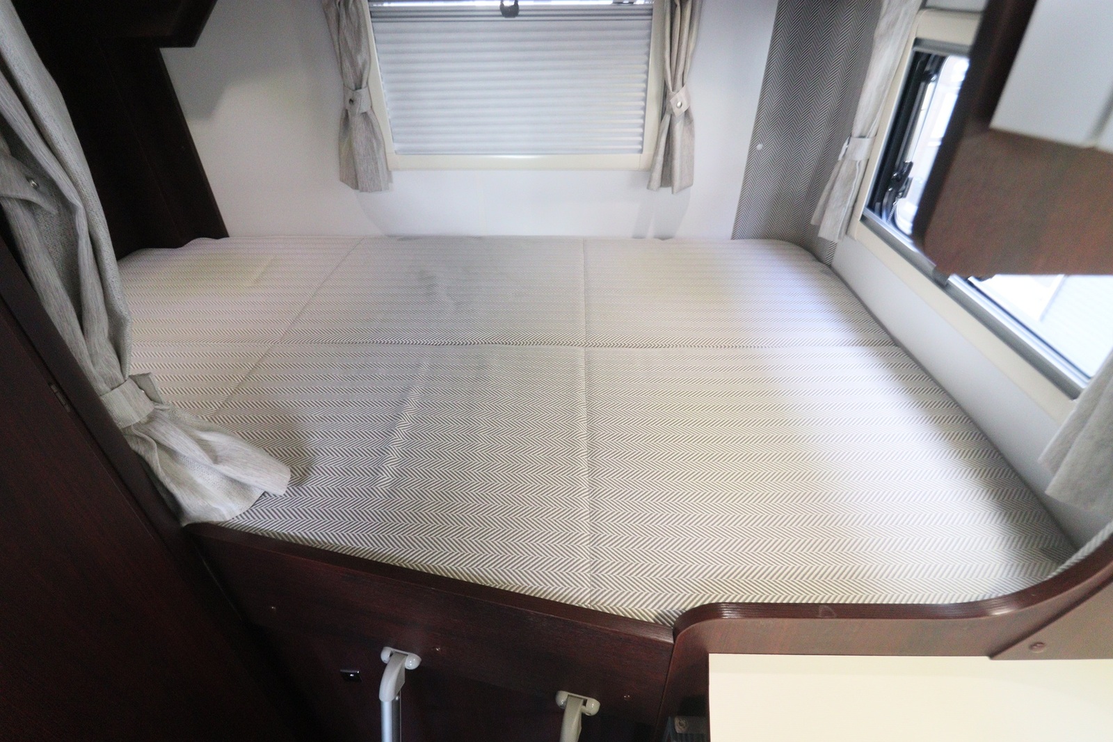 キャンピングカー キャブコン ｶﾑﾛｰﾄﾞ ﾅｯﾂRV ｸﾚｱ5.3Xｴﾎﾞﾘｭｰｼｮﾝ