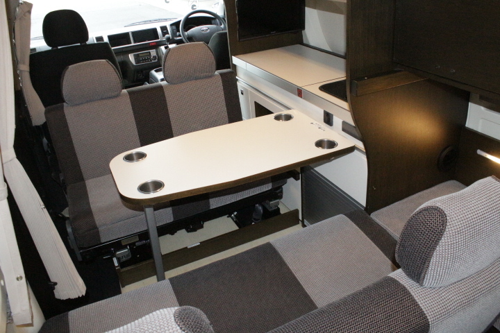 キャンピングカー バンコン ﾊｲｴｰｽ ﾄｲﾌｧｸﾄﾘｰ ﾗﾝﾄﾞﾃｨﾋﾟｰ ｿｰﾗｰ