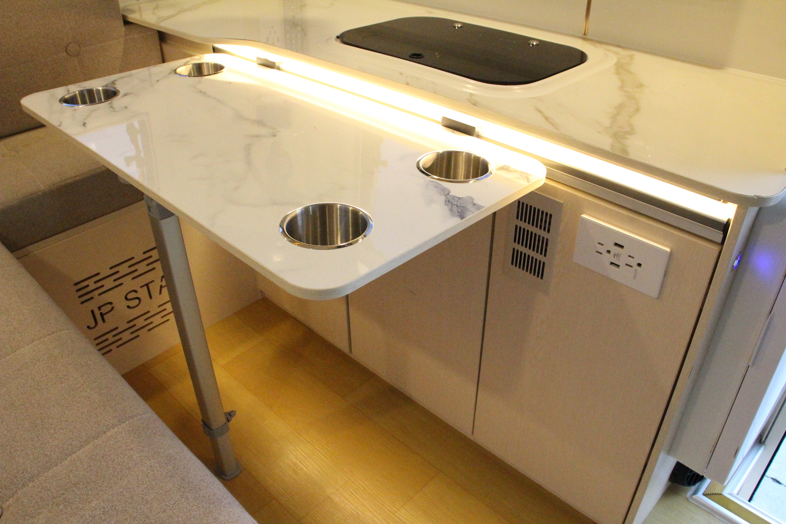 キャンピングカー 軽キャンパー ﾊｲｾﾞｯﾄ JPｽﾀｰ ﾊｯﾋﾟｰ1+ 4WD