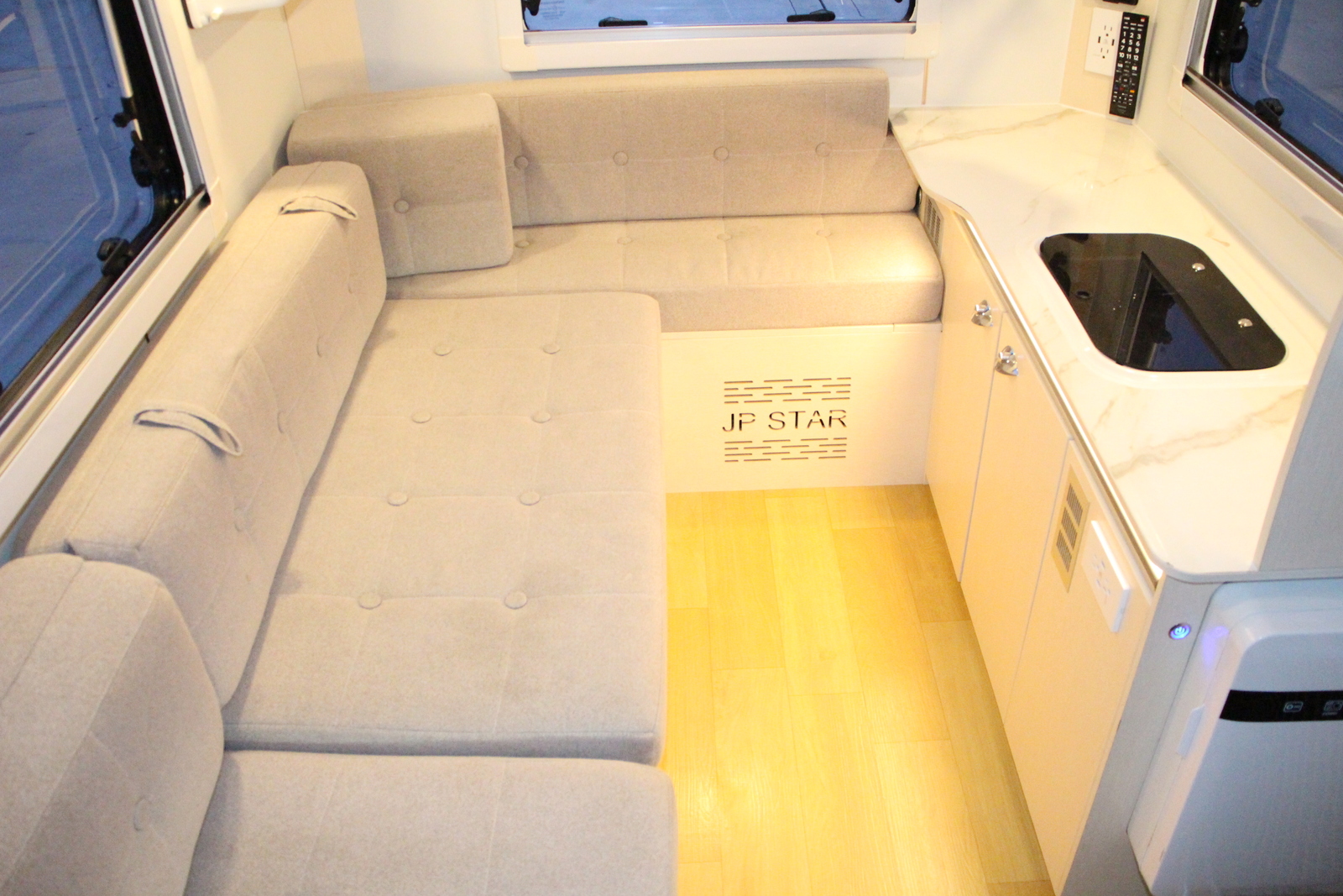 キャンピングカー 軽キャンパー ﾊｲｾﾞｯﾄ JPｽﾀｰ ﾊｯﾋﾟｰ1+ 4WD