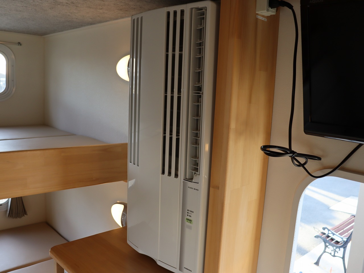 キャンピングカー キャブコン ﾎﾞﾝｺﾞ ﾏｯｸﾚｰﾃﾞｨｱﾗ  ｳｲﾝﾄﾞｳAC 4WD