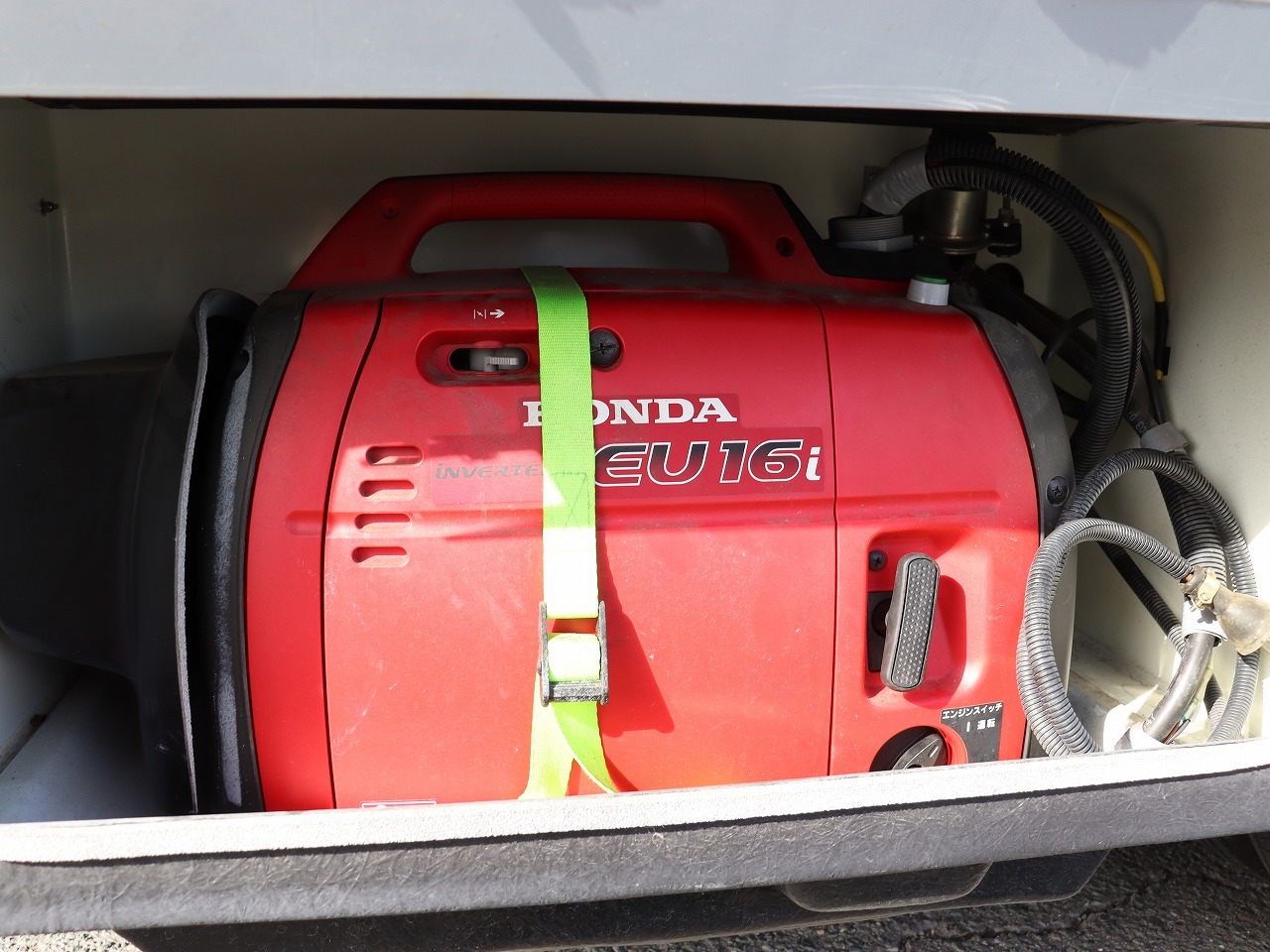 キャンピングカー キャブコン ﾎﾞﾝｺﾞ ﾏｯｸﾚｰﾃﾞｨｱﾗ  ｳｲﾝﾄﾞｳAC 4WD