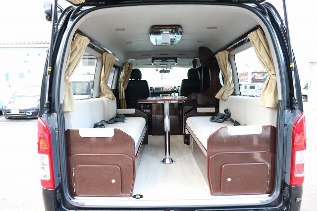 キャンピングカー バンコン ﾊｲｴｰｽ FOCS DSﾌﾟﾚﾐｱﾑ 4WD