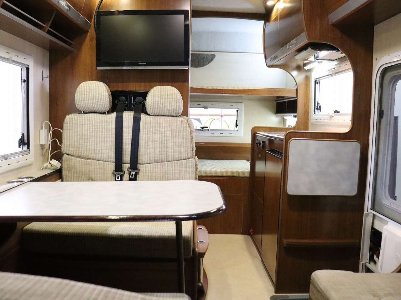 キャンピングカー キャブコン ｴﾙﾌ ﾊﾞﾝﾃｯｸ ｼﾞﾙ520ｸﾙｰｽﾞ 4WD　FF