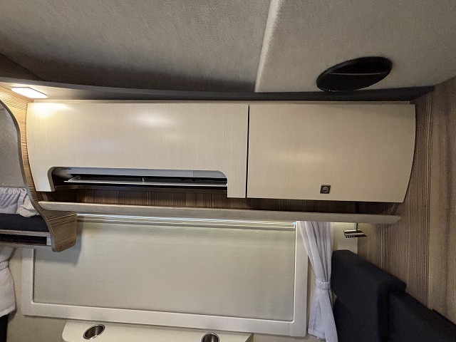 キャンピングカー キャブコン ｶﾑﾛｰﾄﾞ ﾊﾞﾝﾃｯｸ ｼﾞﾙ520 4WD