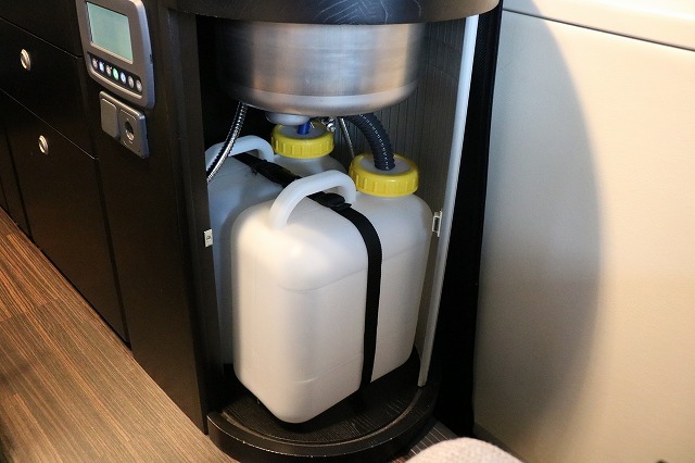 キャンピングカー バンコン ﾊｲｴｰｽ ﾄｲﾌｧｸﾄﾘｰ GT 4WD