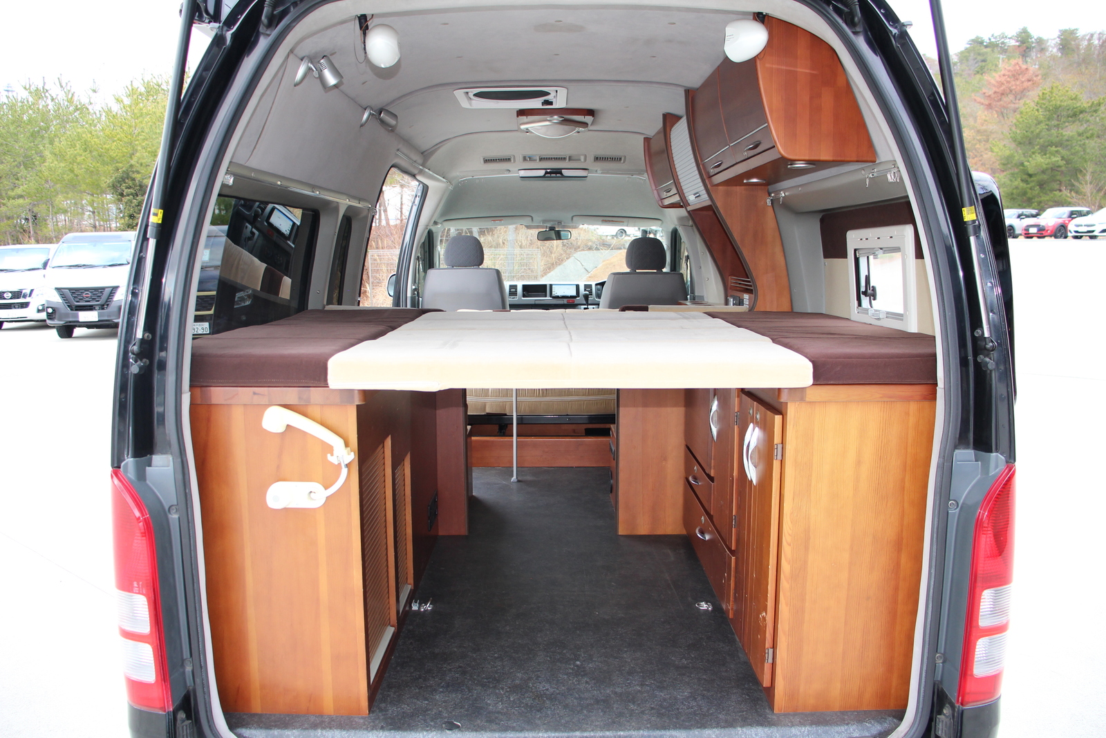 キャンピングカー バンコン ﾚｼﾞｱｽｴｰｽ ﾅｯﾂRV ﾘｰｸ