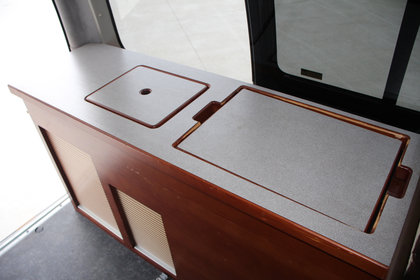 キャンピングカー バンコン ﾚｼﾞｱｽｴｰｽ ﾅｯﾂRV ﾘｰｸ