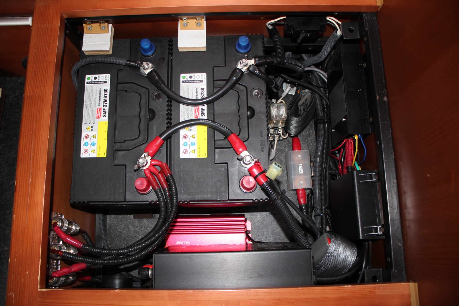 キャンピングカー バンコン ﾚｼﾞｱｽｴｰｽ ﾅｯﾂRV ﾘｰｸ