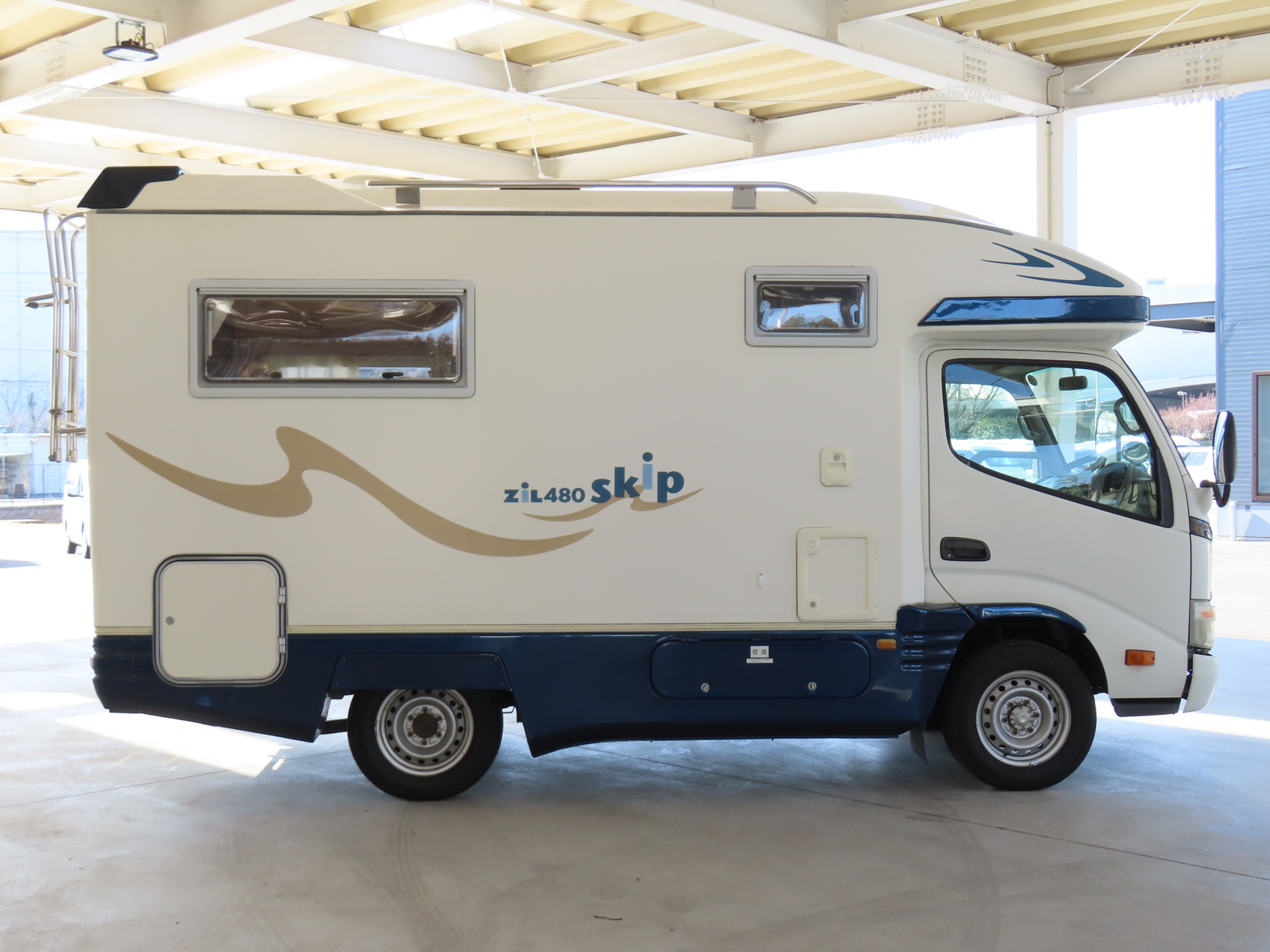 キャンピングカー キャブコン ｶﾑﾛｰﾄﾞﾊﾞﾝﾃｯｸ ｼﾞﾙ480ｽｷｯﾌﾟ 家庭用AC