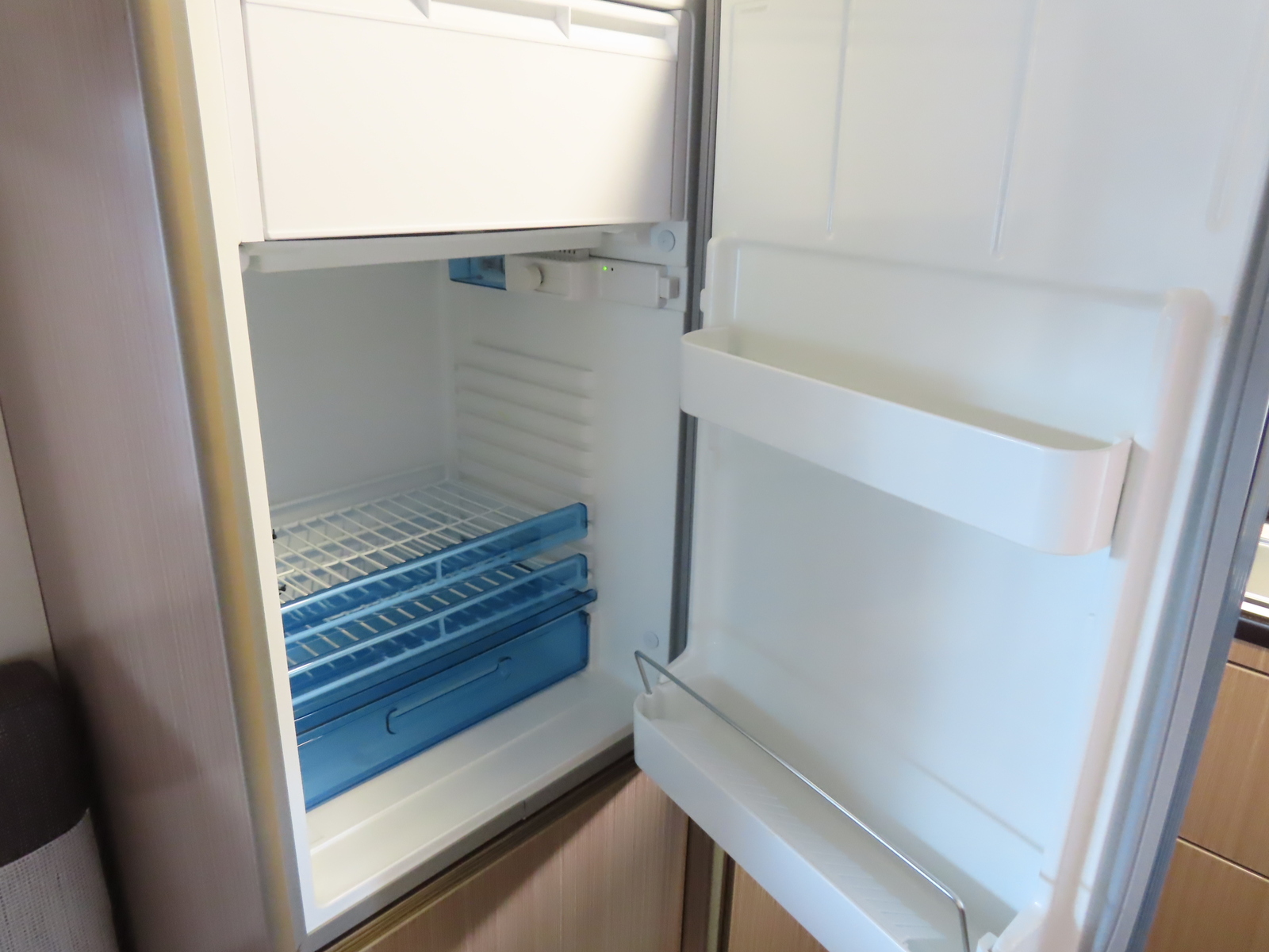 キャンピングカー キャブコン ｶﾑﾛｰﾄﾞ ﾊﾞﾝﾃｯｸｺﾙﾄﾞﾘｰﾌﾞｽ 家庭用ｴｱｺﾝ