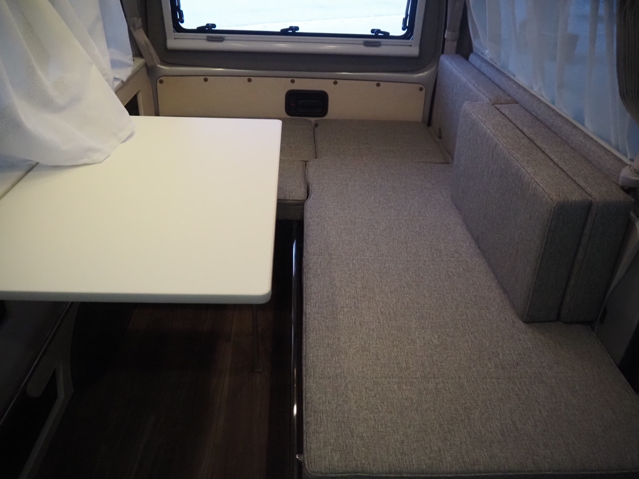 キャンピングカー バンコン ﾊｲｴｰｽ ｱﾈｯｸｽ ｳｨｽﾞ ACｸｰﾗｰ 4WDDT