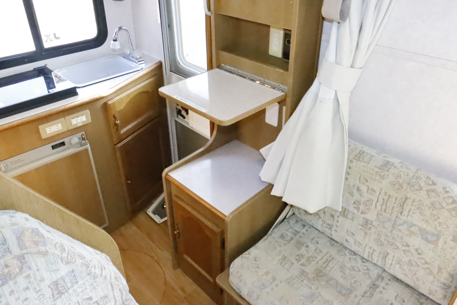 キャンピングカー キャブコン ｶﾑﾛｰﾄﾞ YMS ﾘﾌﾚ FFﾋｰﾀｰ