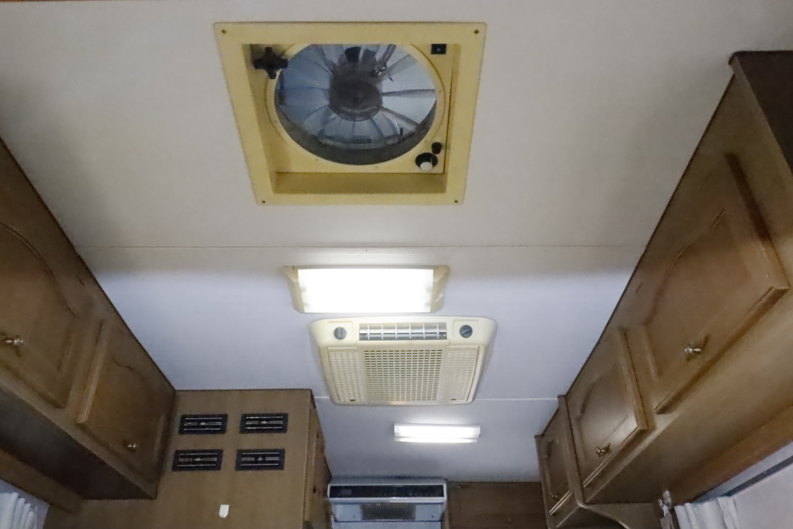 キャンピングカー キャブコン ｶﾑﾛｰﾄﾞ YMS ﾘﾌﾚ FFﾋｰﾀｰ