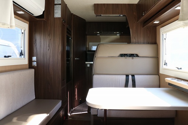 キャンピングカー キャブコン ｶﾑﾛｰﾄﾞ ﾊﾞﾝﾃｯｸ ｺﾙﾄﾞﾘｰﾌﾞｽ 4WD