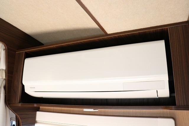 キャンピングカー キャブコン ｶﾑﾛｰﾄﾞ ﾊﾞﾝﾃｯｸ ｺﾙﾄﾞﾘｰﾌﾞｽ 4WD