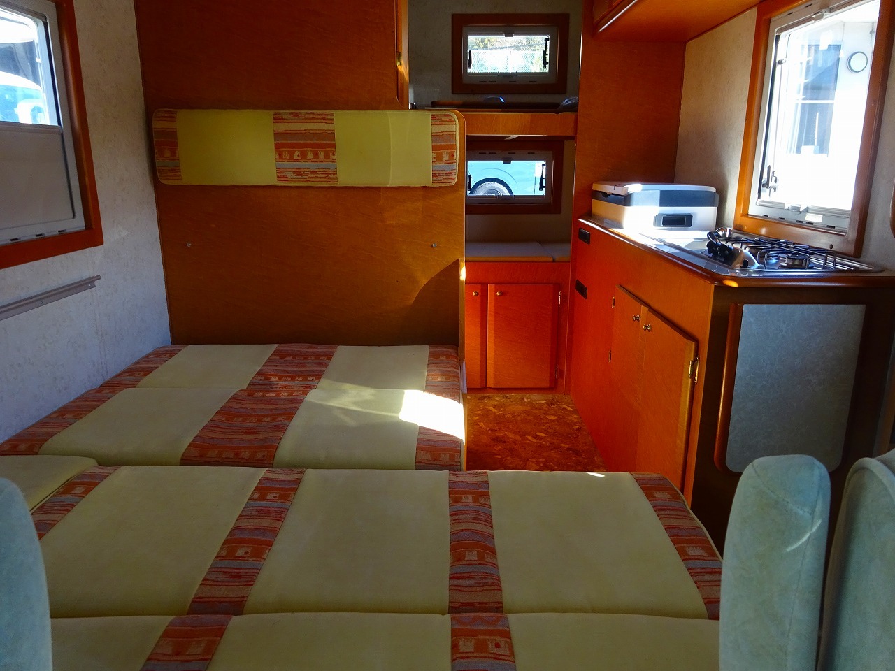 キャンピングカー キャブコン ｸﾞﾗﾝﾄﾞﾊｲｴｰｽ ﾌｧｰｽﾄｶｽﾀﾑ CG565　FF