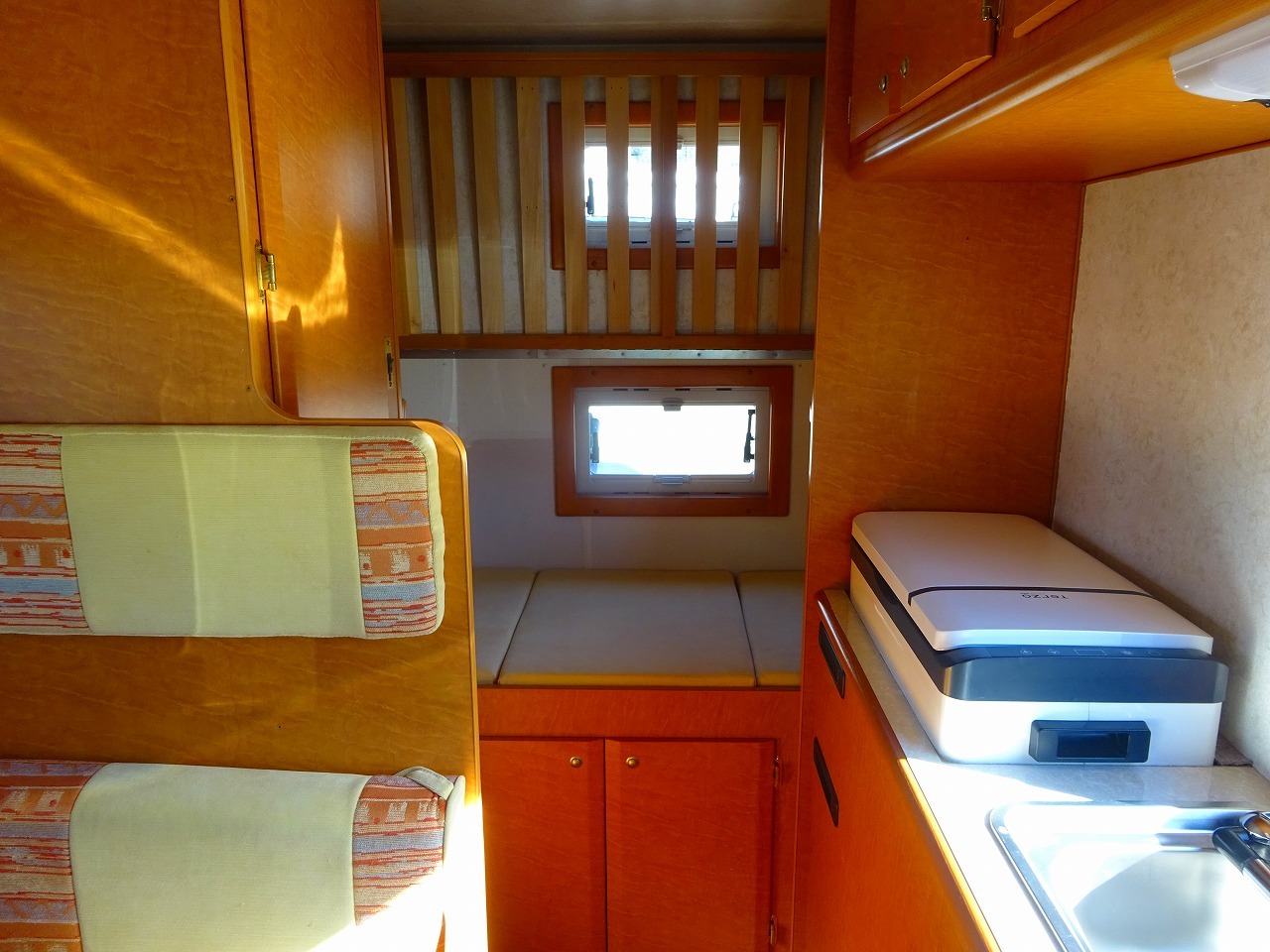 キャンピングカー キャブコン ｸﾞﾗﾝﾄﾞﾊｲｴｰｽ ﾌｧｰｽﾄｶｽﾀﾑ CG565　FF