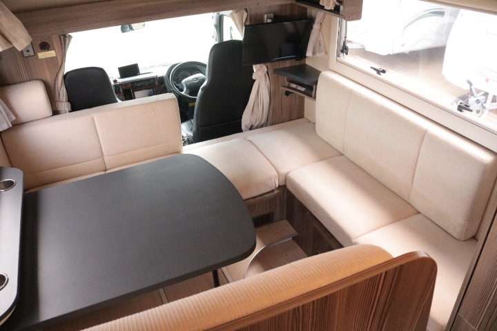 キャンピングカー キャブコン ｶﾑﾛｰﾄﾞ ﾊﾞﾝﾃｯｸ ｼﾞﾙ 家庭用ｴｱｺﾝ FF暖房