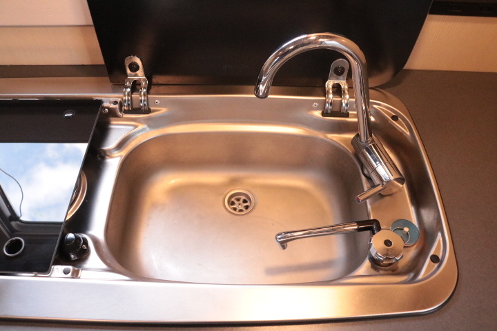 キャンピングカー キャブコン ｶﾑﾛｰﾄﾞ ﾊﾞﾝﾃｯｸ ｼﾞﾙ 家庭用ｴｱｺﾝ FF暖房