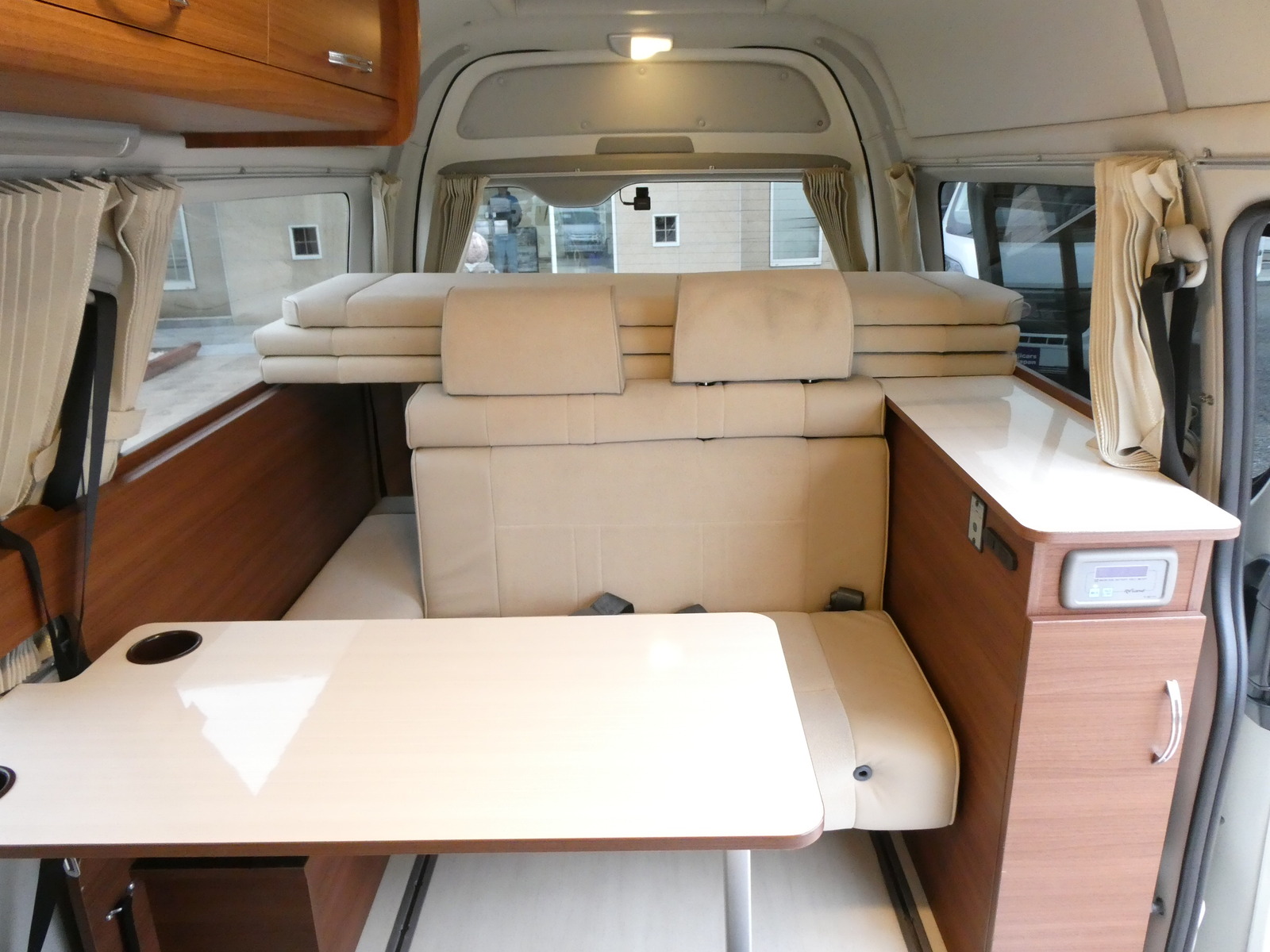 キャンピングカー バンコン ﾊｲｴｰｽ RVﾗﾝﾄﾞ ﾗﾝﾄﾞﾜｺﾞﾝﾛｾﾞ