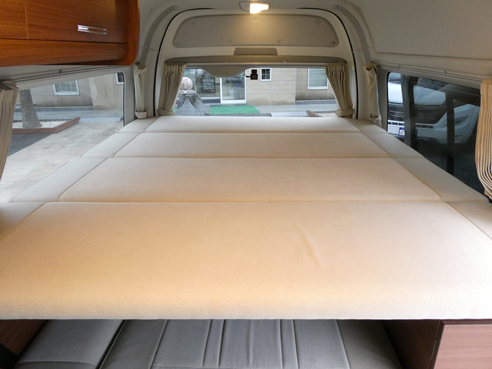 キャンピングカー バンコン ﾊｲｴｰｽ RVﾗﾝﾄﾞ ﾗﾝﾄﾞﾜｺﾞﾝﾛｾﾞ