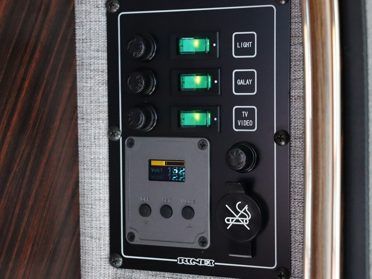 キャンピングカー バンコン ﾊｲｴｰｽ ﾘﾝｴｲ ﾊﾞｶﾝﾁｪｽﾀﾞｲﾈｯﾄ FF