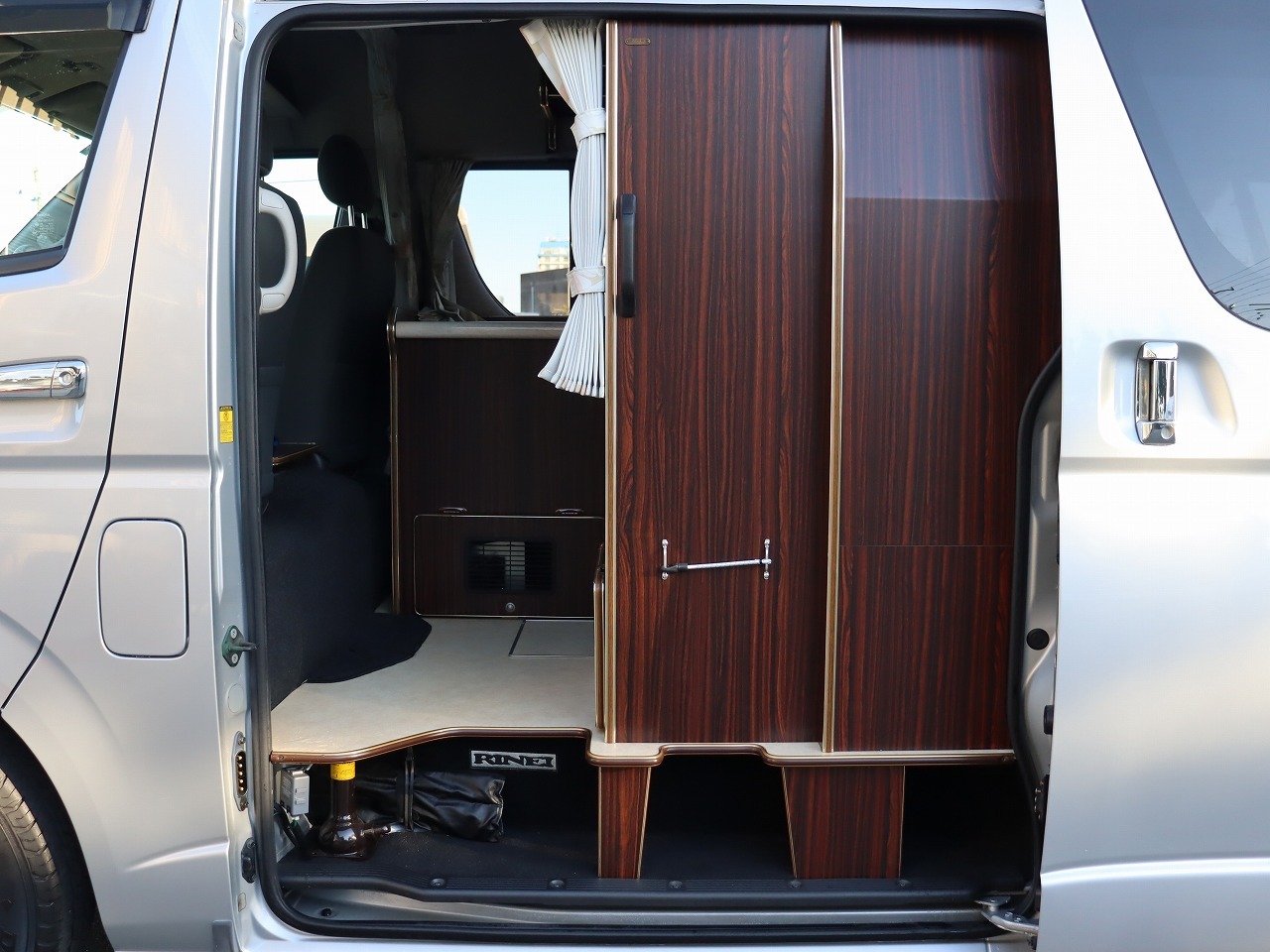 キャンピングカー バンコン ﾊｲｴｰｽ ﾘﾝｴｲ ﾊﾞｶﾝﾁｪｽﾀﾞｲﾈｯﾄ FF