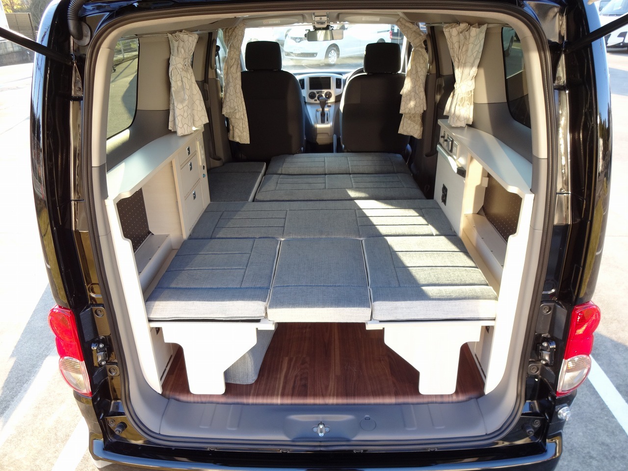 キャンピングカー バンコン NV200ﾊﾞﾈｯﾄ 東和 ﾂｪﾙﾄNV