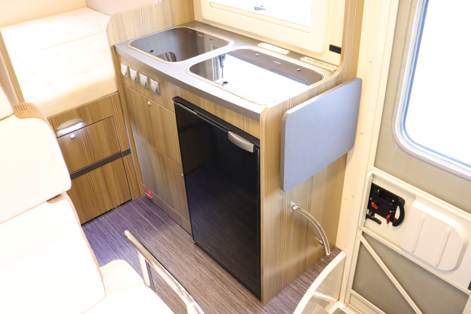 キャンピングカー キャブコン ｶﾑﾛｰﾄﾞ ﾊﾞﾝﾃｯｸ ｼﾞﾙﾉｰﾌﾞﾙ 4WD