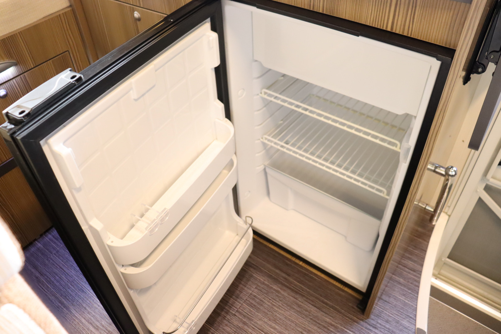 キャンピングカー キャブコン ｶﾑﾛｰﾄﾞ ﾊﾞﾝﾃｯｸ ｼﾞﾙﾉｰﾌﾞﾙ 4WD