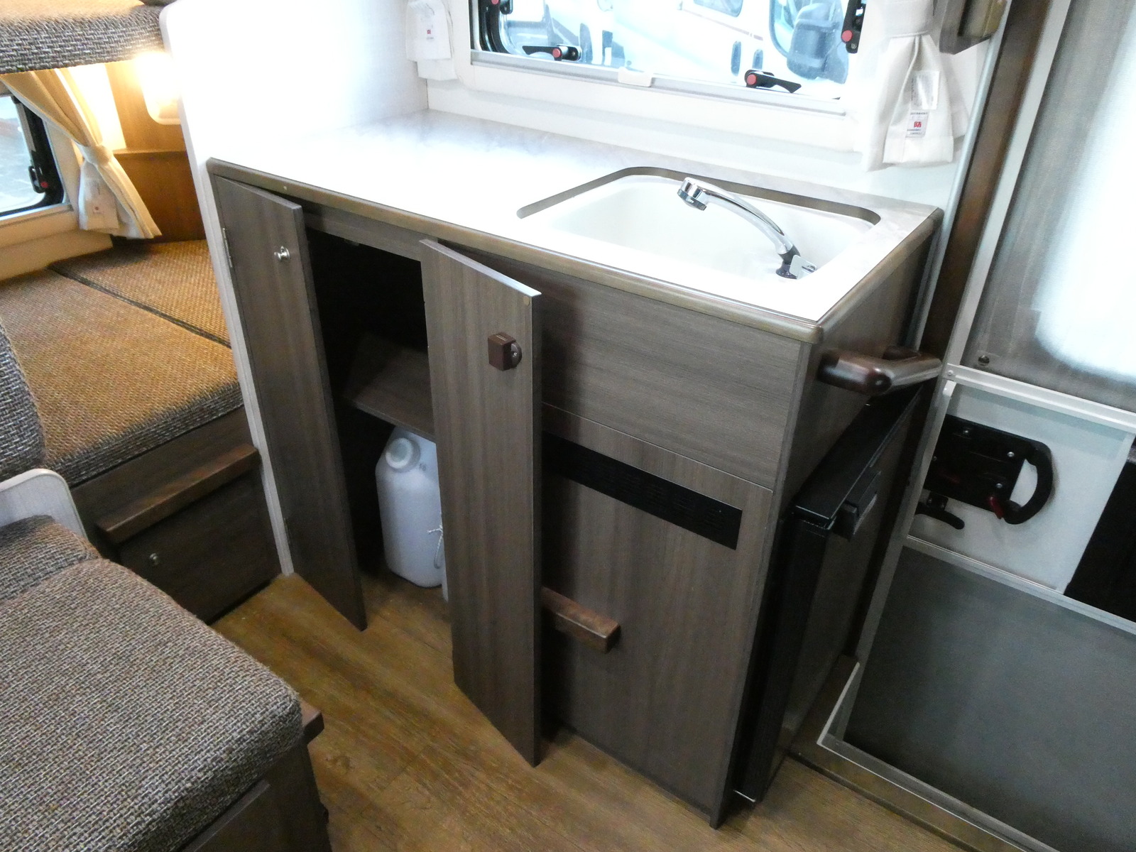 キャンピングカー キャブコン ﾎﾞﾝｺﾞ AtoZ ｱﾚﾝ･ﾊｲ 4WD