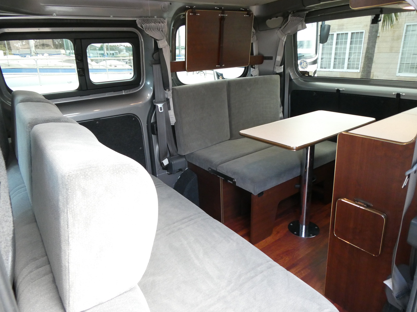 キャンピングカー バンコン ﾘﾝｴｲ　ｺﾝﾊﾟｸﾄﾊﾞｶﾝﾁｪｽN　ﾎﾟｰﾀﾌﾞﾙ冷蔵庫