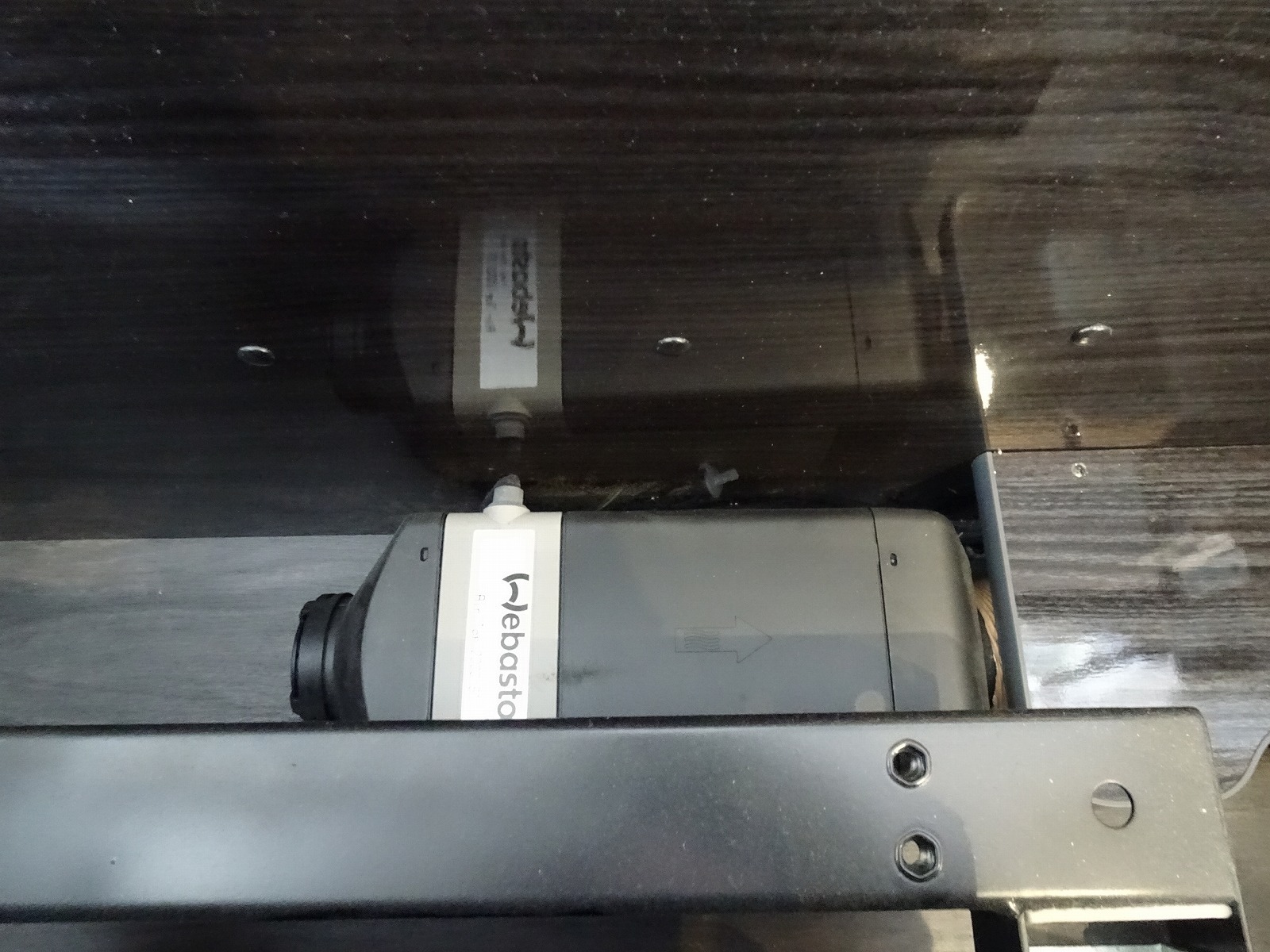 キャンピングカー バンコン ﾊｲｴｰｽ ｱﾈｯｸｽ ﾌｧﾐﾘｰﾜｺﾞﾝ 4WD