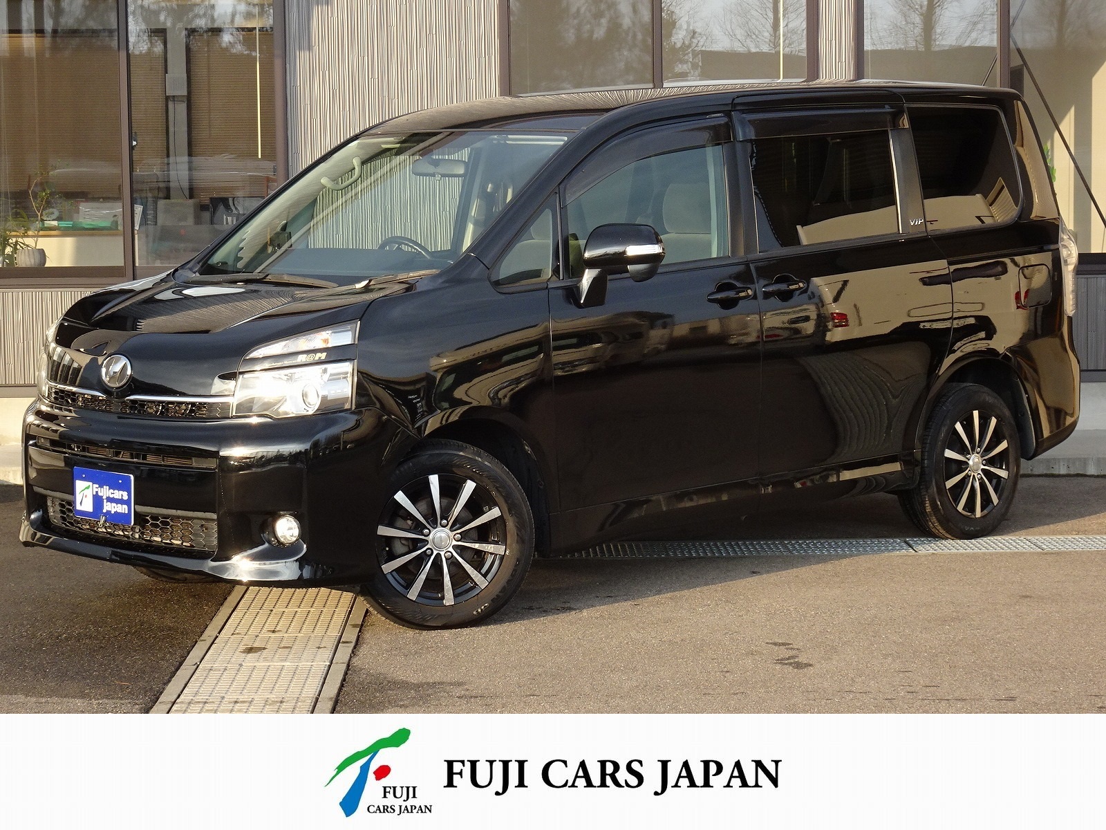 キャンピングカー バンコン ヴォクシー バンテック新潟 ラム・ビップ 4WD