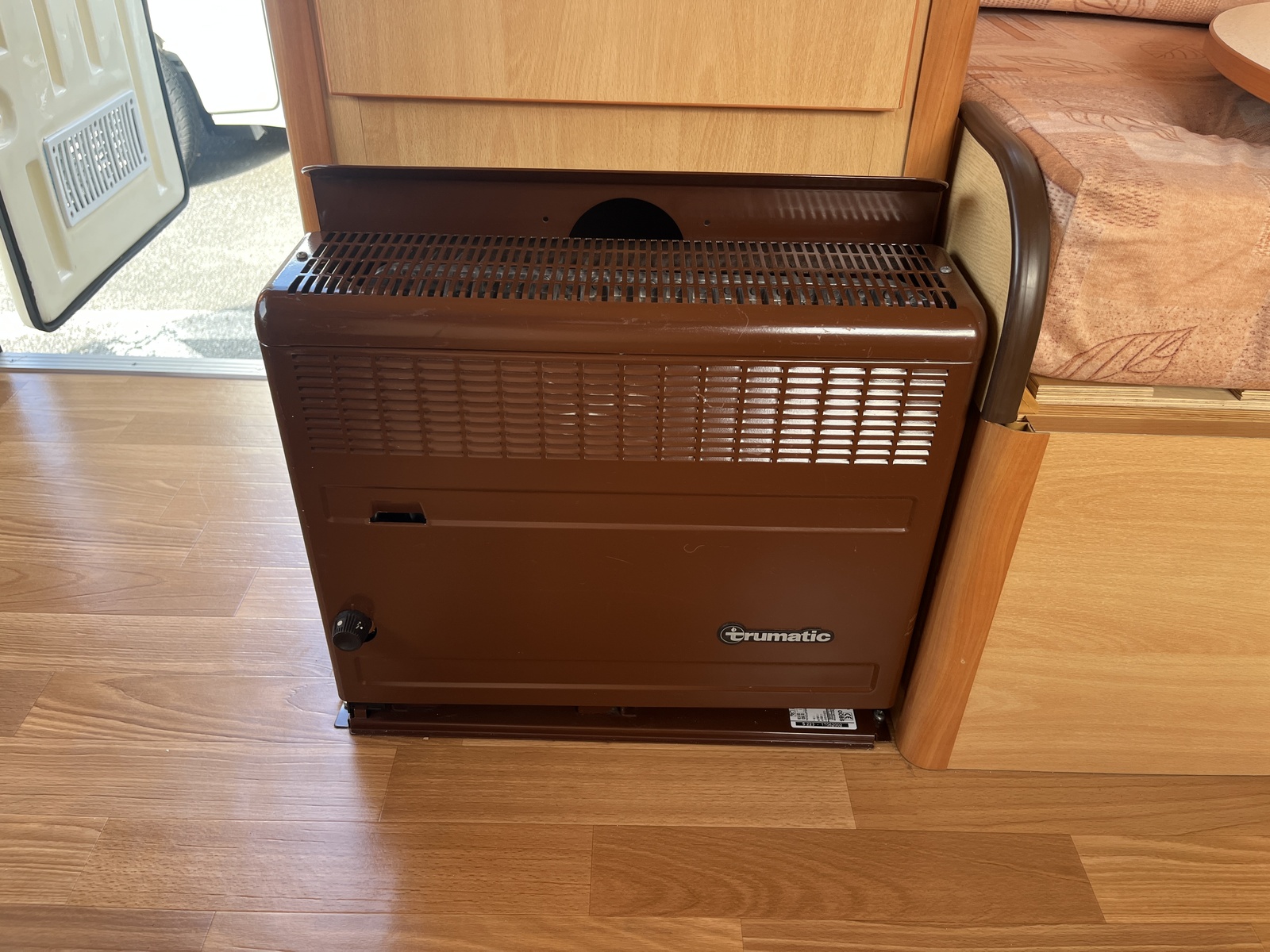 キャンピングカー トレーラー ﾆﾜﾄﾞｰ FE380W ﾎﾟｯﾌﾟUPﾙｰﾌ 現状販売車