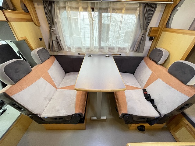 キャンピングカー キャブコン ﾎﾞﾝｺﾞ AtoZ ｱﾐﾃｨ