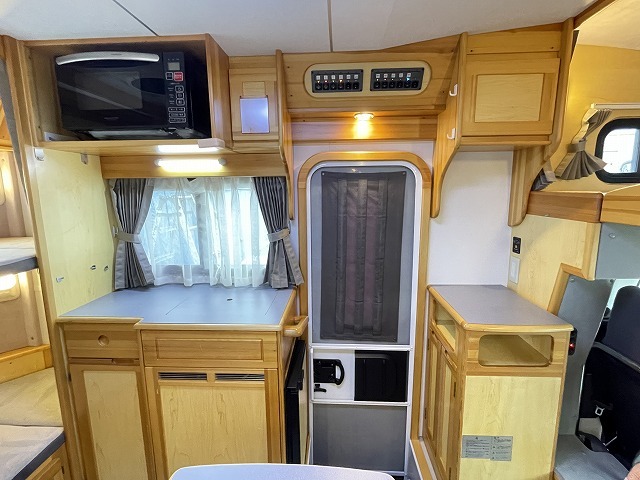 キャンピングカー キャブコン ﾎﾞﾝｺﾞ AtoZ ｱﾐﾃｨ