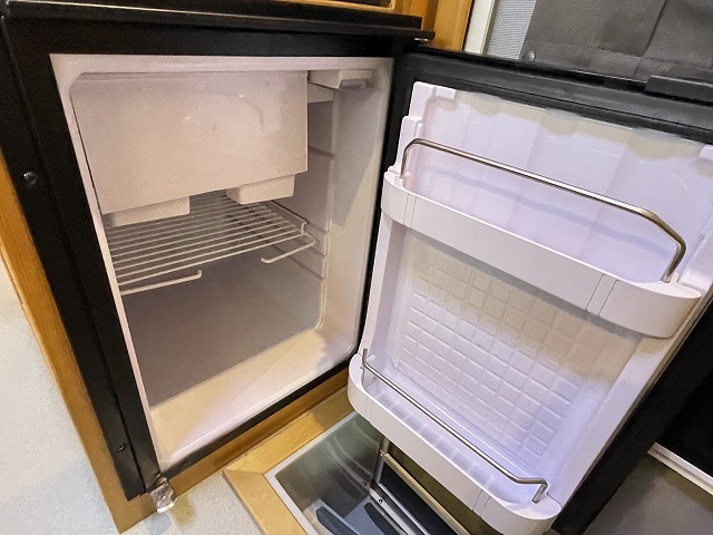 キャンピングカー キャブコン ﾎﾞﾝｺﾞ AtoZ ｱﾐﾃｨ