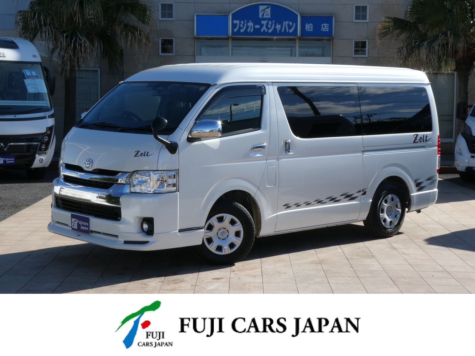 キャンピングカー バンコン ハイエース 東和 ツェルトWG 4WD